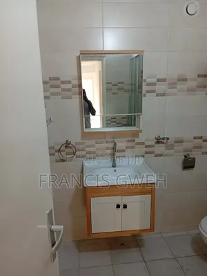 4chbre Appartement dans Francis Gweh, Cocody à Louer