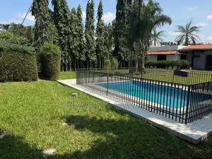 5chbre Duplex dans Francis Gweh, Cocody à Louer