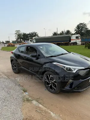 Toyota C-HR XLE FWD 2019 Noir