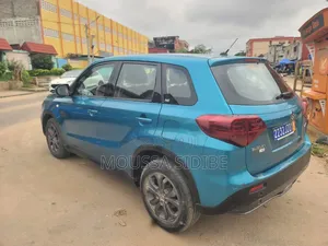 Suzuki Vitara 2020 Bleu