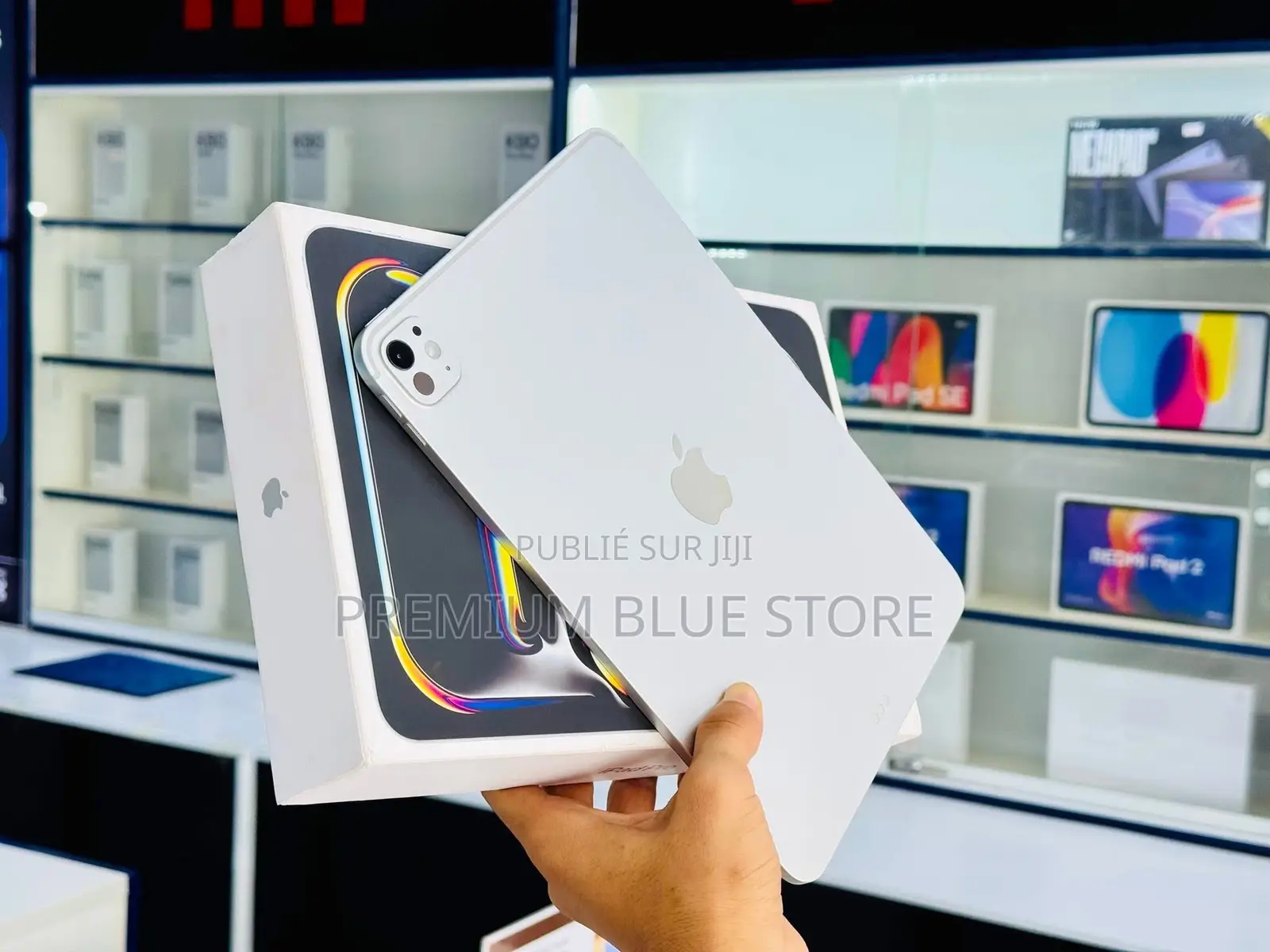 Nouveau Apple iPad Pro 13 (2025) 256 GB Autre