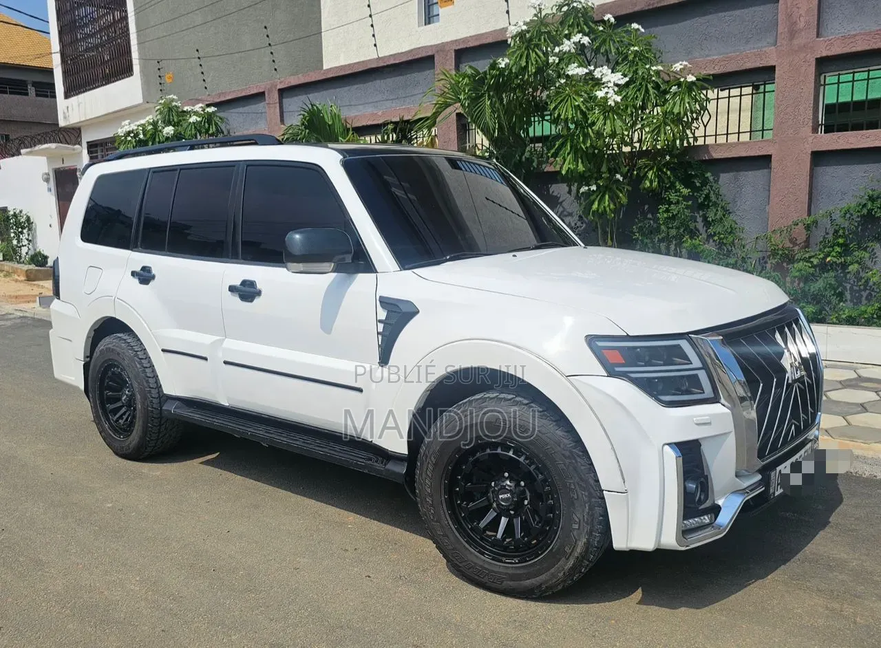 Mitsubishi Pajero 2017 Blanc