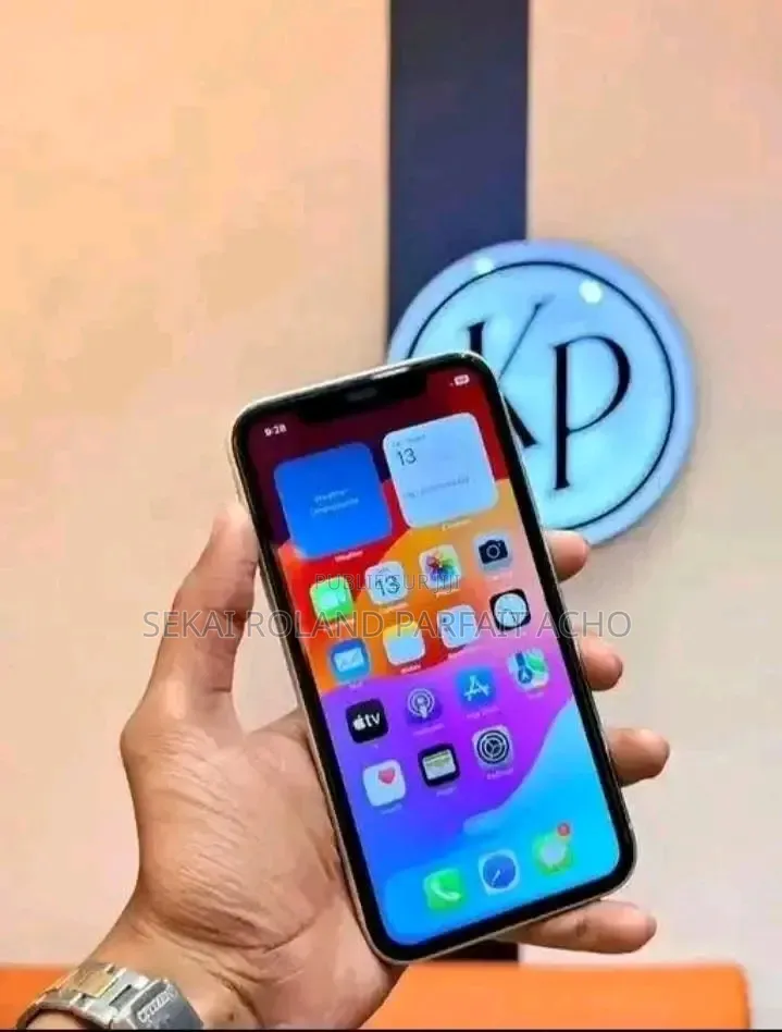 Nouveau Apple iPhone XR 128 GB Gris