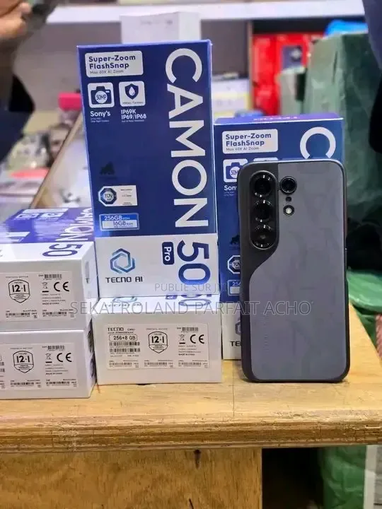 Nouveau Tecno Camon 50 Pro 256 GB Bleu