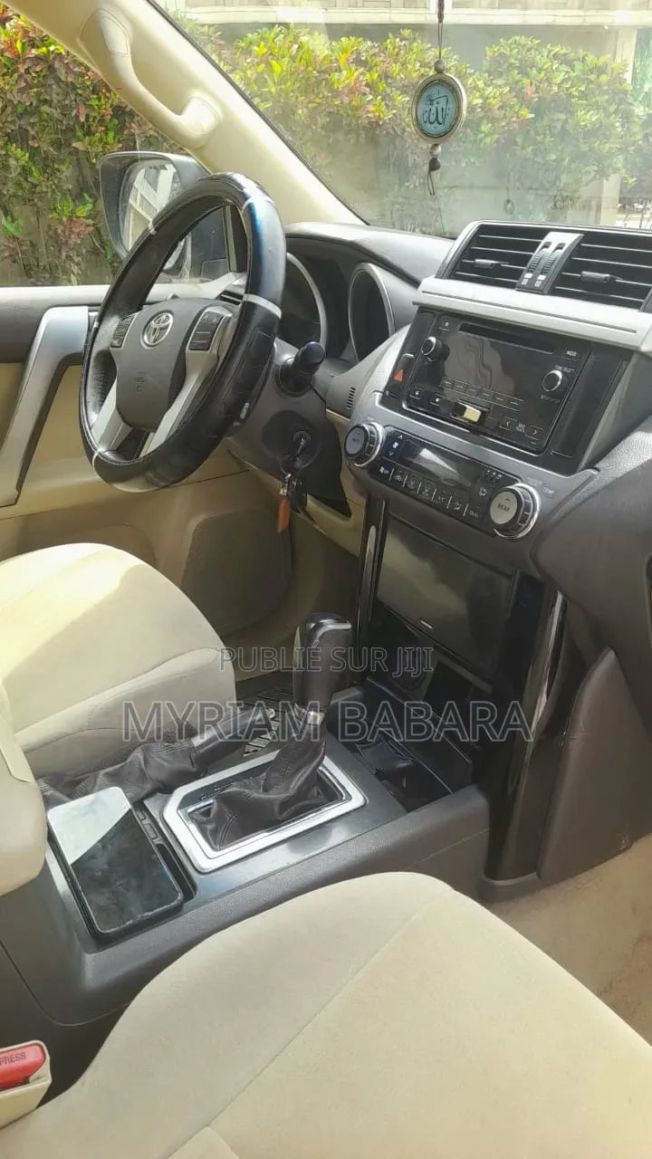 Toyota Land Cruiser Prado 2016 Noir