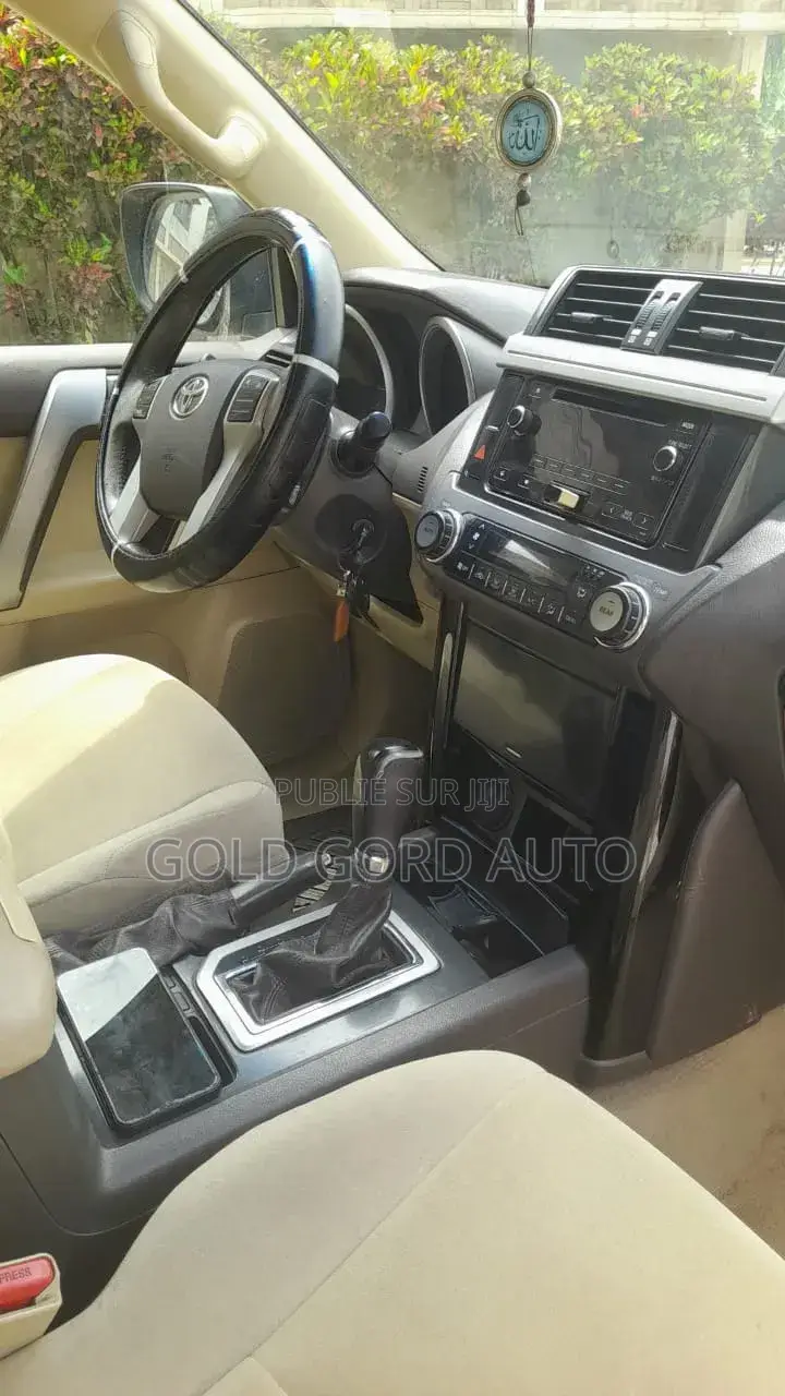 Toyota Land Cruiser Prado 2016 Noir