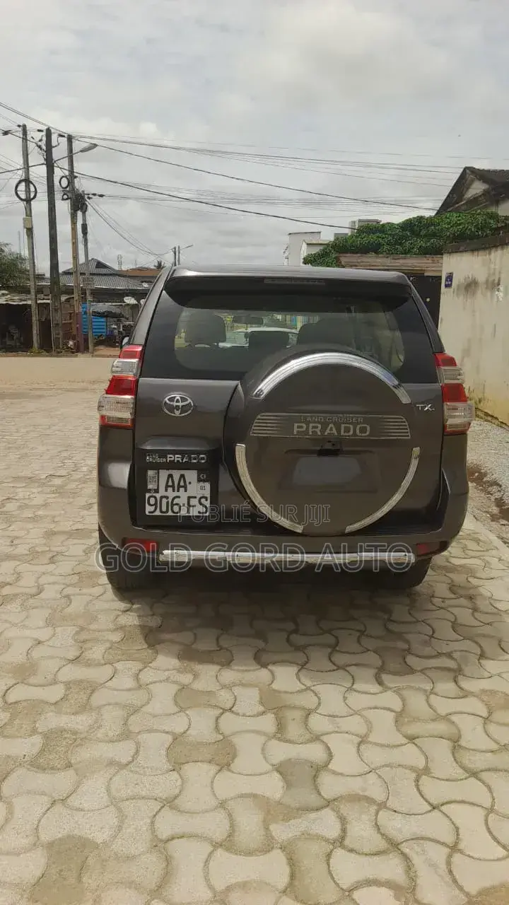 Toyota Land Cruiser Prado 2016 Noir