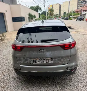 Kia Sportage EX 2021 Gris
