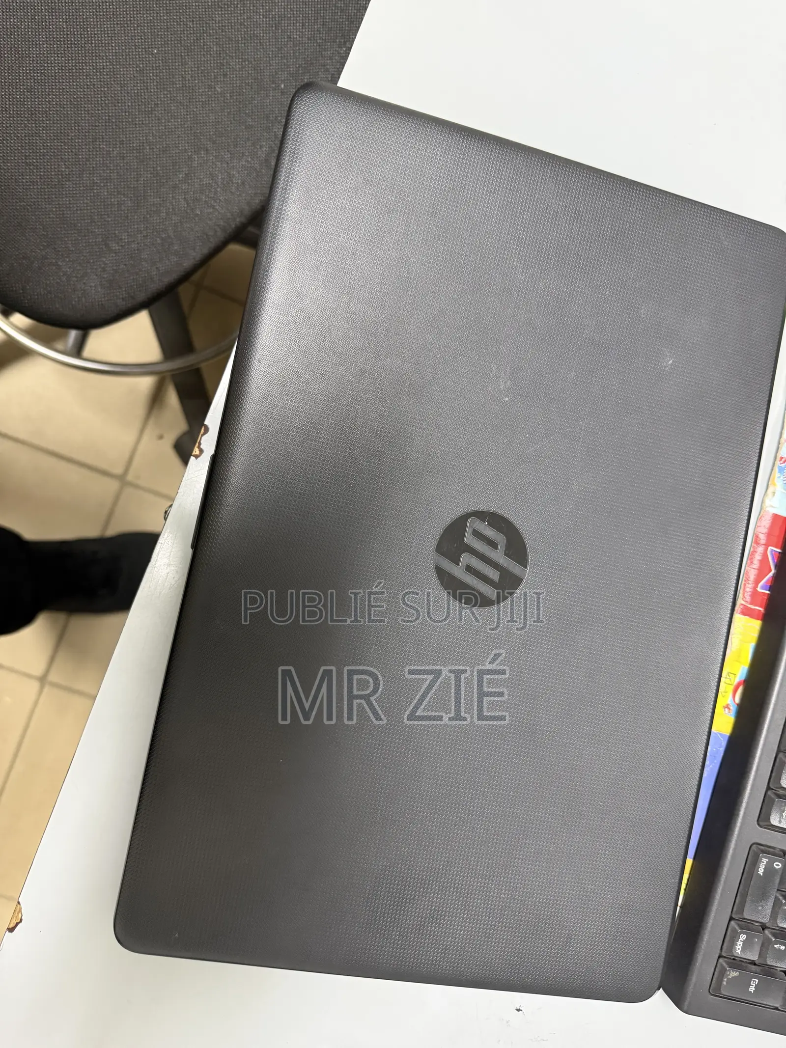 Ordinateur portable HP 15-ra003nia 8GB Intel Core i3 HDD 1T