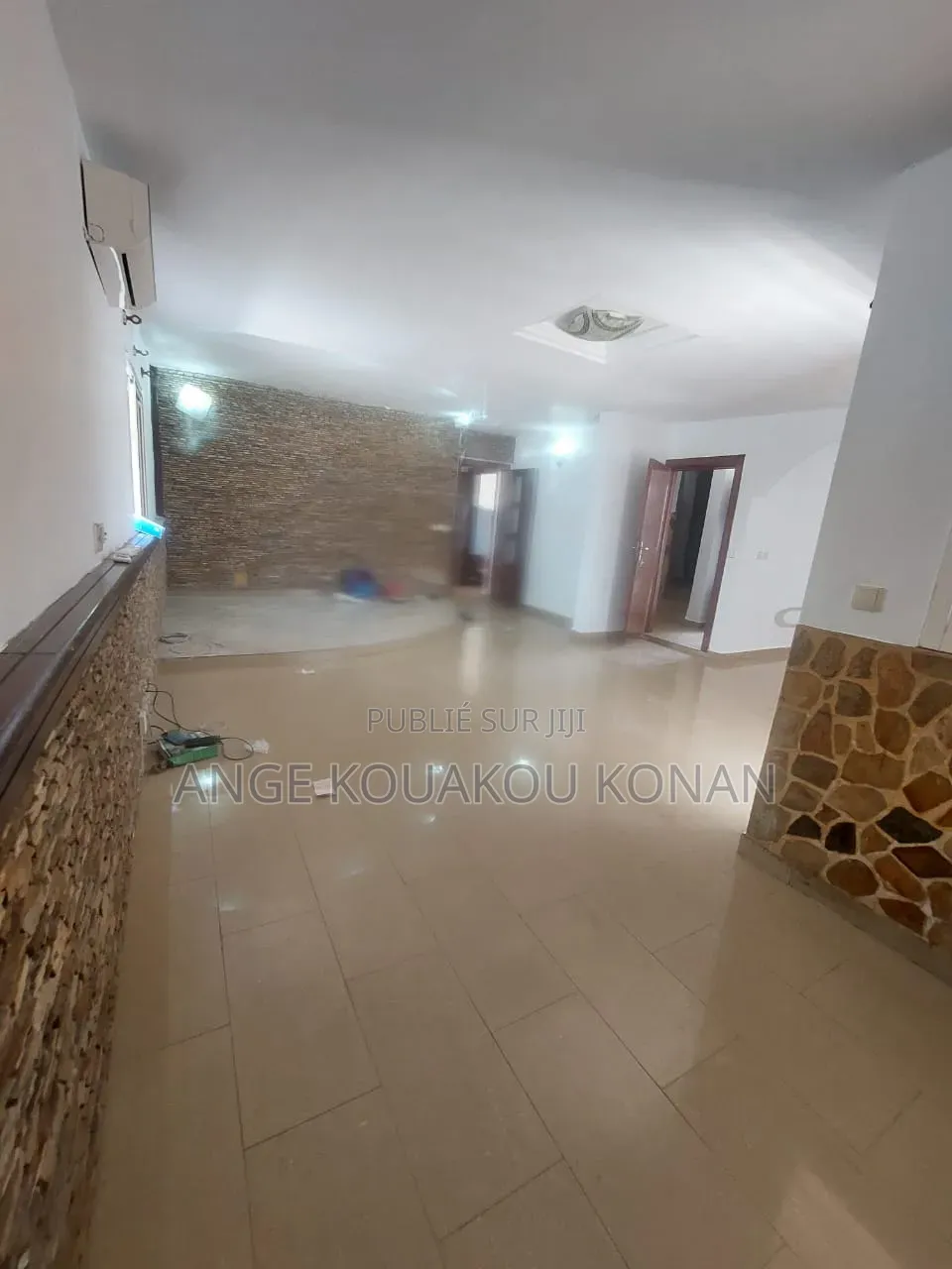 5chbre Duplex dans Ange Immobilier, Cocody à Vendre