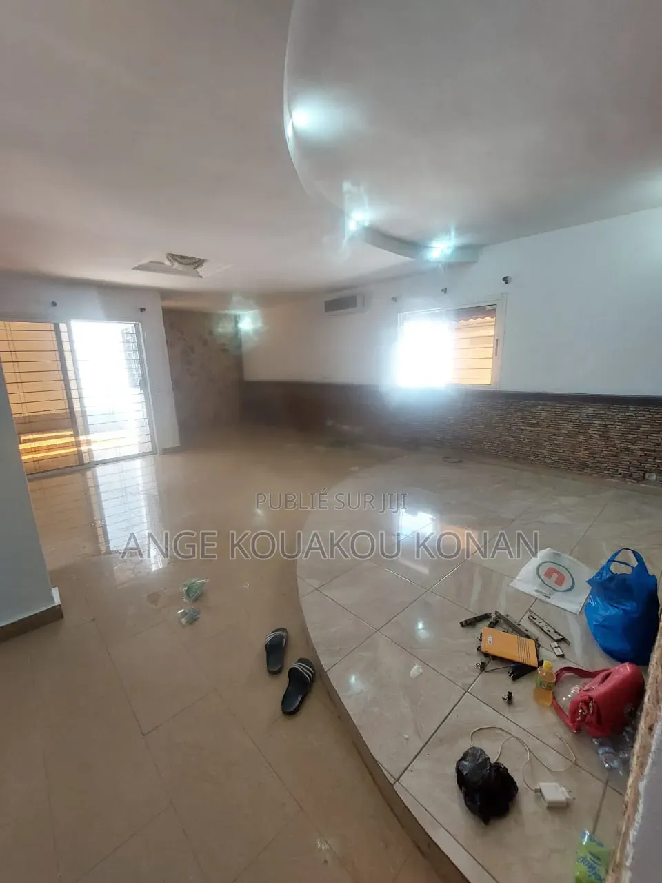 5chbre Duplex dans Ange Immobilier, Cocody à Vendre