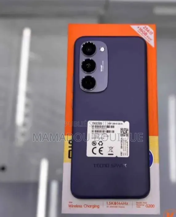 Nouveau Tecno Camon 40 256 GB Rouge