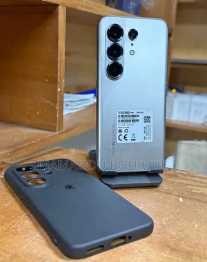 Nouveau Tecno Camon 40 256 GB Bronze
