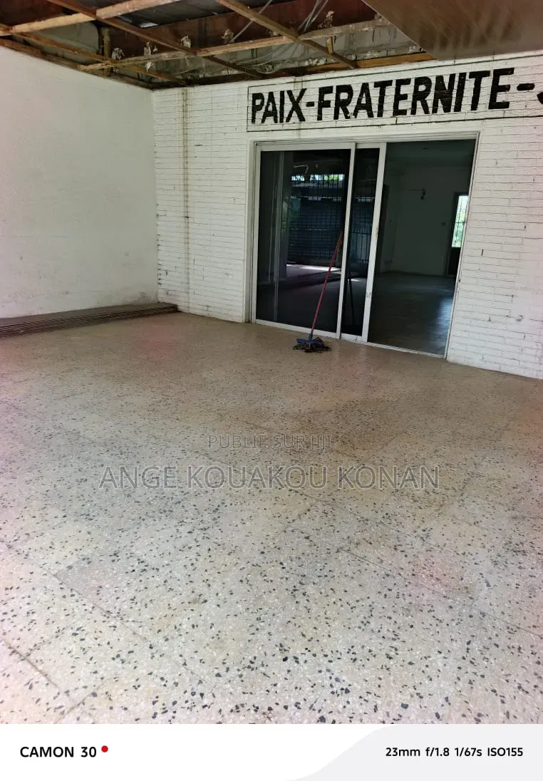 6chbre Duplex dans Ange Immobilier, Cocody à Vendre