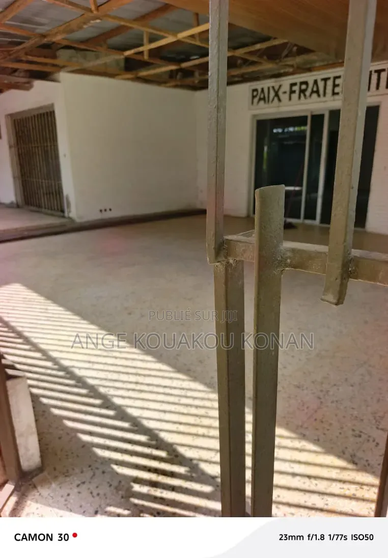 6chbre Duplex dans Ange Immobilier, Cocody à Vendre