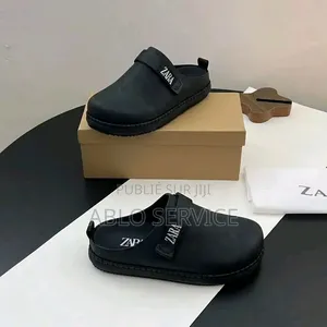 Chaussure Late Disponible