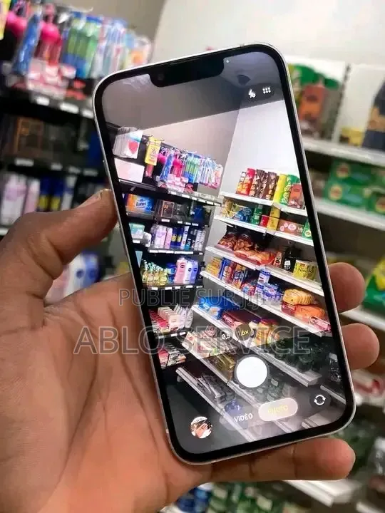 Nouveau Apple iPhone 13 128 GB Noir