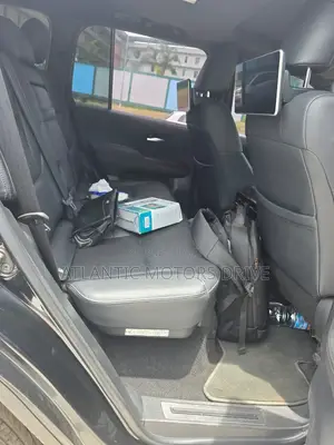 Toyota Land Cruiser 2022 Noir