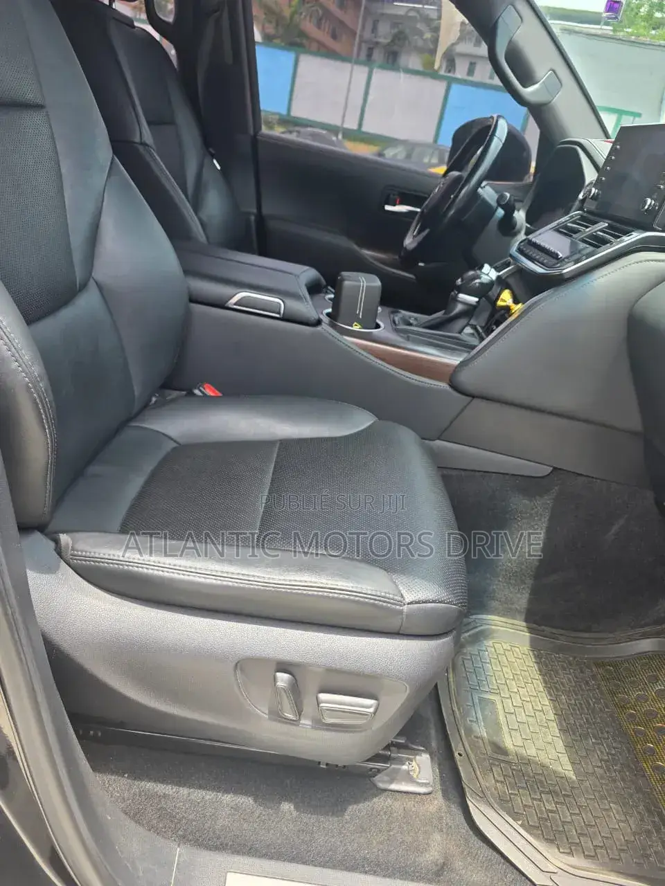 Toyota Land Cruiser 2022 Noir