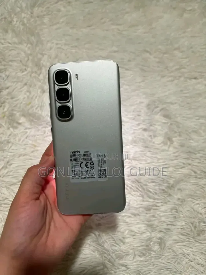 Nouveau Infinix Hot 60 Pro 256 GB Autre