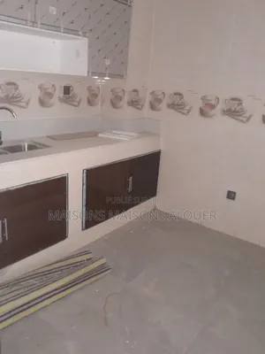 2chbre Appartement dans Ib, Cocody à Louer