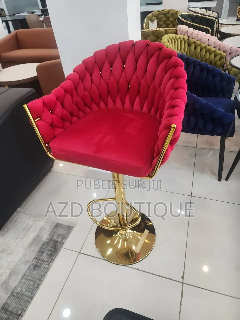 Chaise Haute Pour Bar Ou Comptoir (Rouge Et Noire )