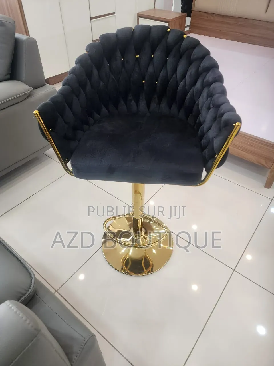 Chaise Haute Pour Bar Ou Comptoir (Rouge Et Noire )