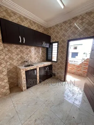2chbre Appartement dans Sika Immobilier, Cocody à Louer