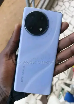 Nouveau Tecno Camon 30 256 GB Blanc