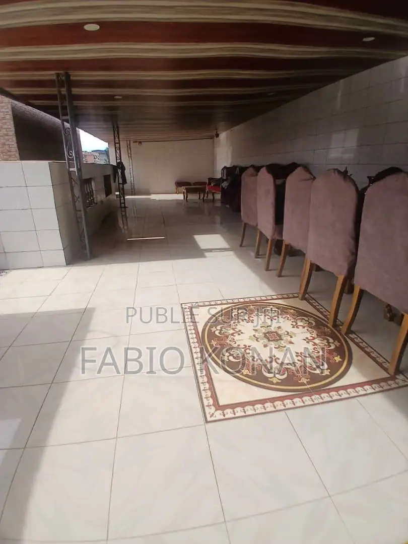6chbre Duplex dans Sika Immobilier, Cocody à Vendre