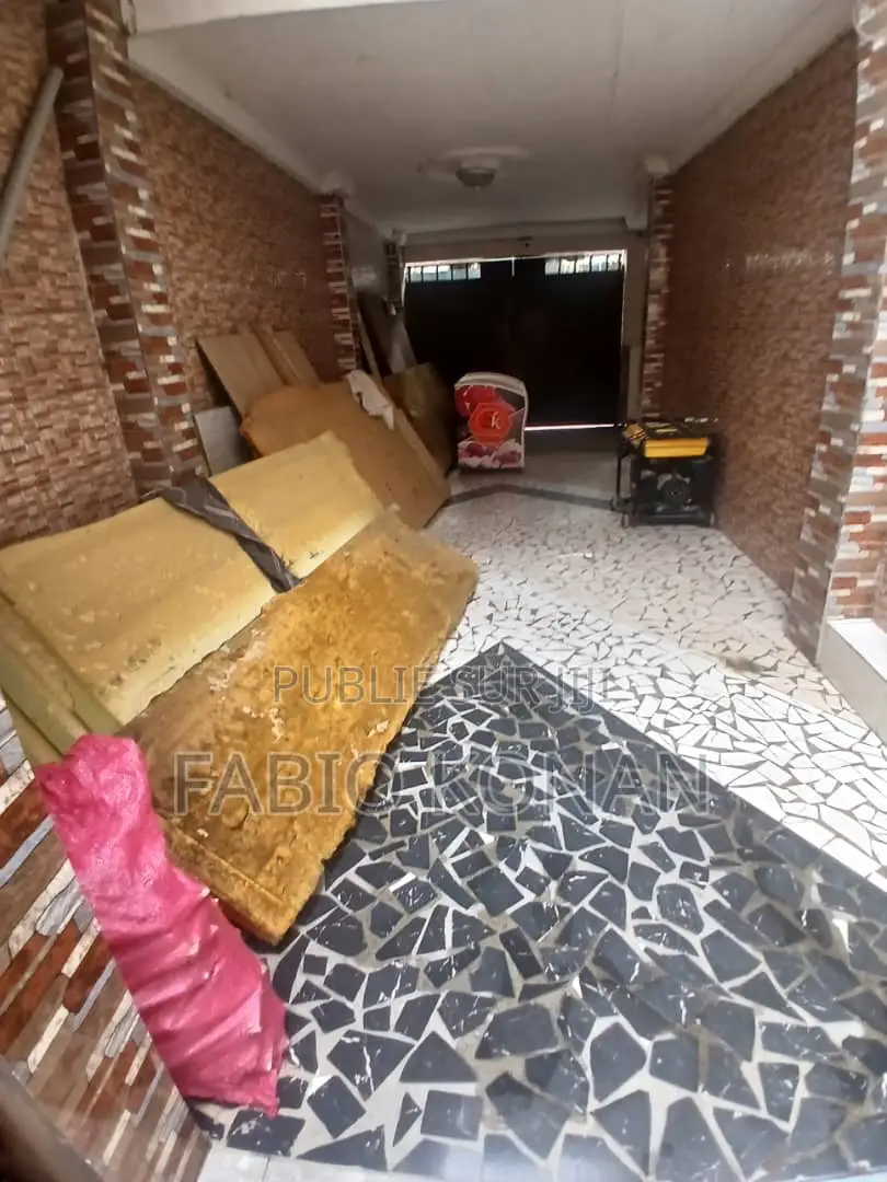 6chbre Duplex dans Sika Immobilier, Cocody à Vendre