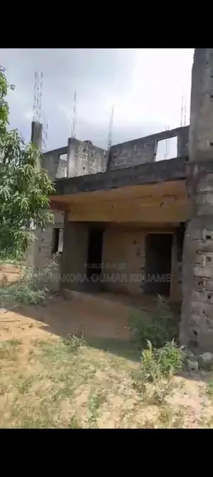 8chbre Duplex dans Kouassi, Songon à Vendre