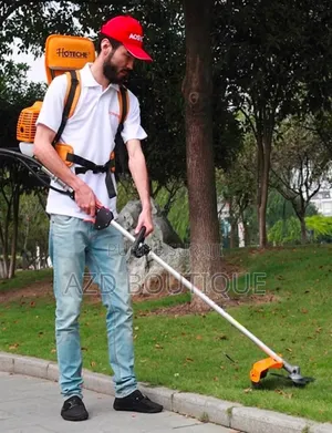 Débrousailleuse À Dos Avec 5 Lames Et Moteur À 2 Temps