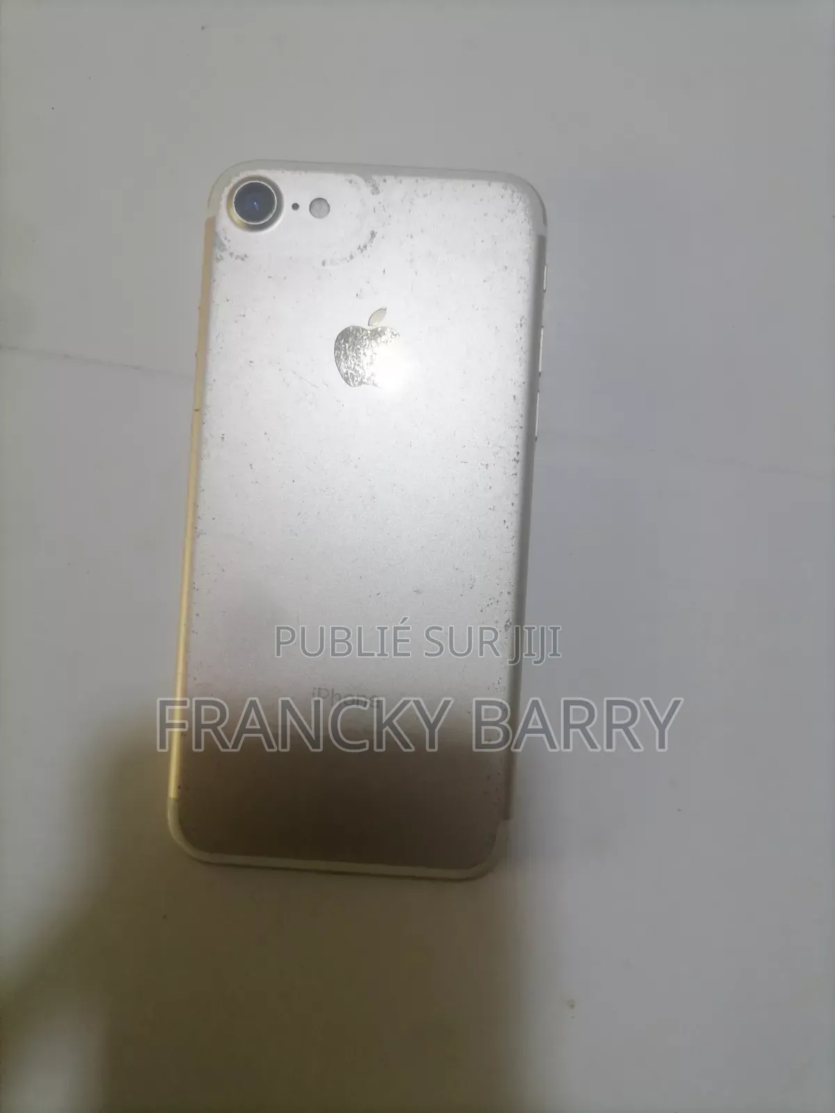 Apple iPhone 7 32 GB Gris
