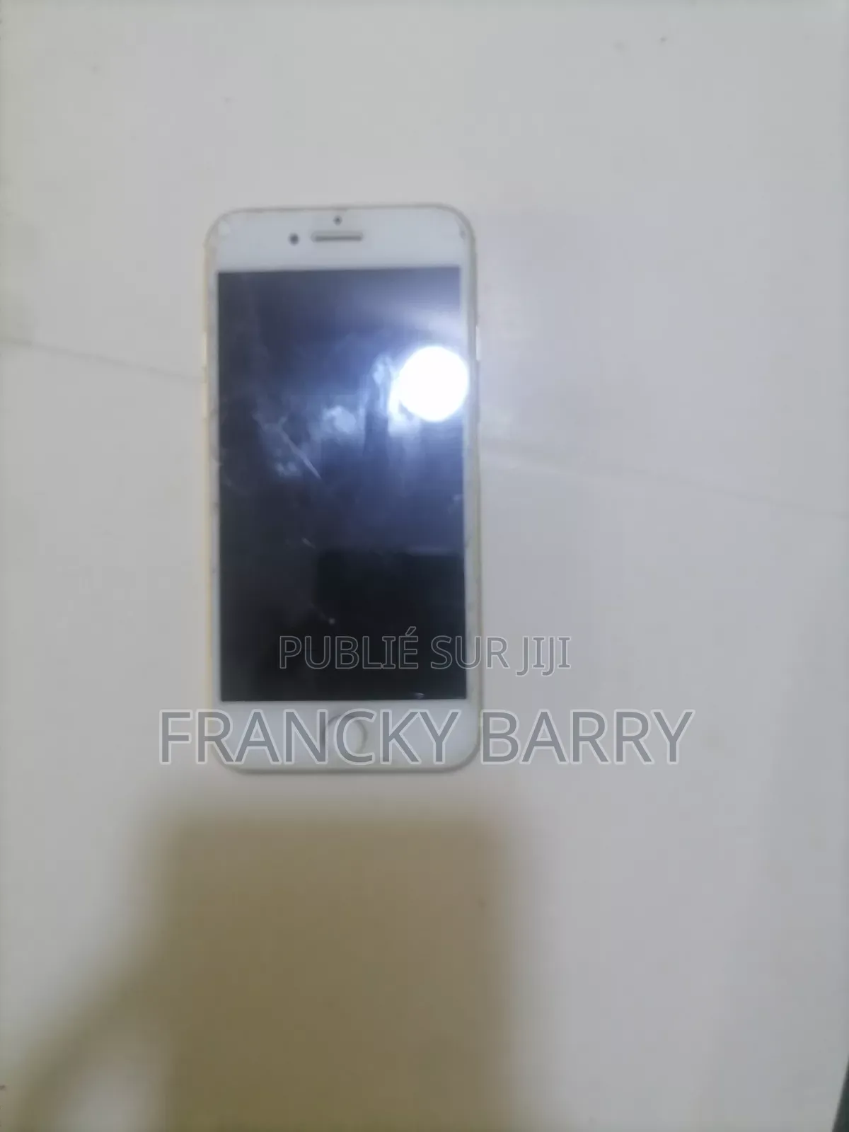 Apple iPhone 7 32 GB Gris