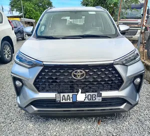 Nouveau Toyota Veloz 2025 Argenté