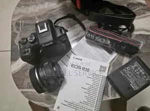 Camon Eos R10 + Objectif + Accessoires + Sac