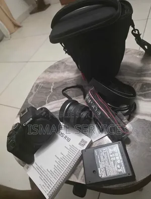 Camon Eos R10 + Objectif + Accessoires + Sac