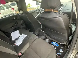 Ford Focus 2015 Gris