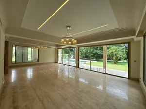 6chbre Duplex dans Cocody à Louer