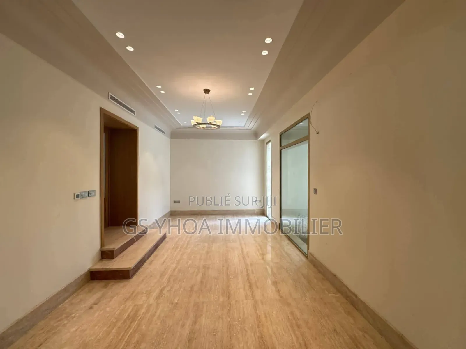 6chbre Duplex dans Cocody à Louer