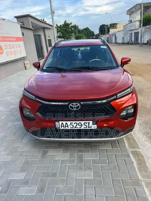 Toyota Starlet 2025 Rouge