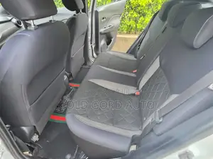 Nissan Kicks 2018 Gris
