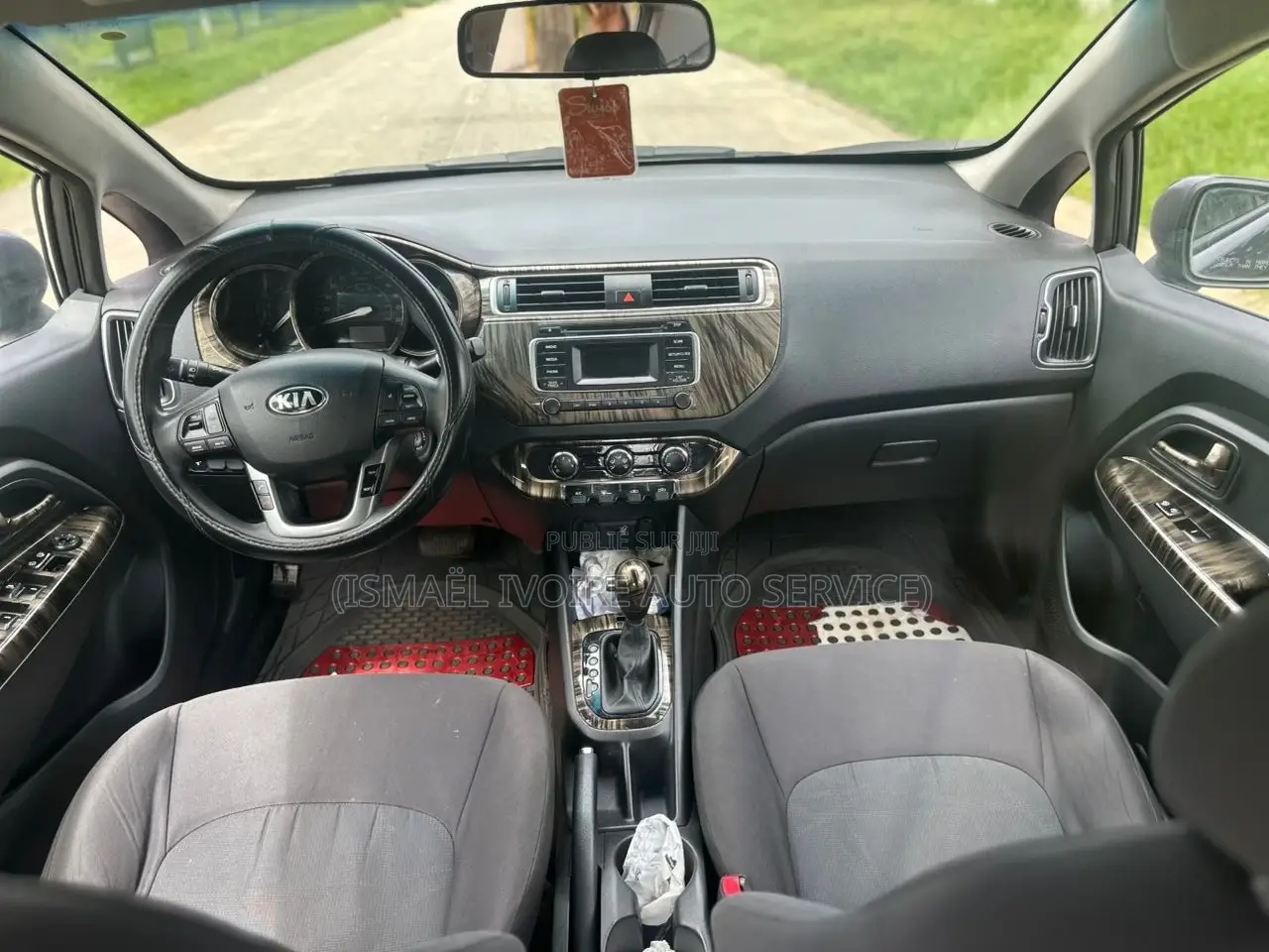 Kia Rio 2016 Gris