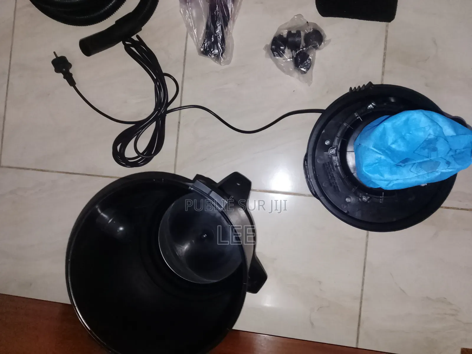 Aspirateur Eau Et Poussière