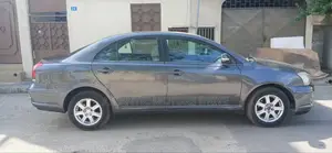 Toyota Avensis 2007 Gris