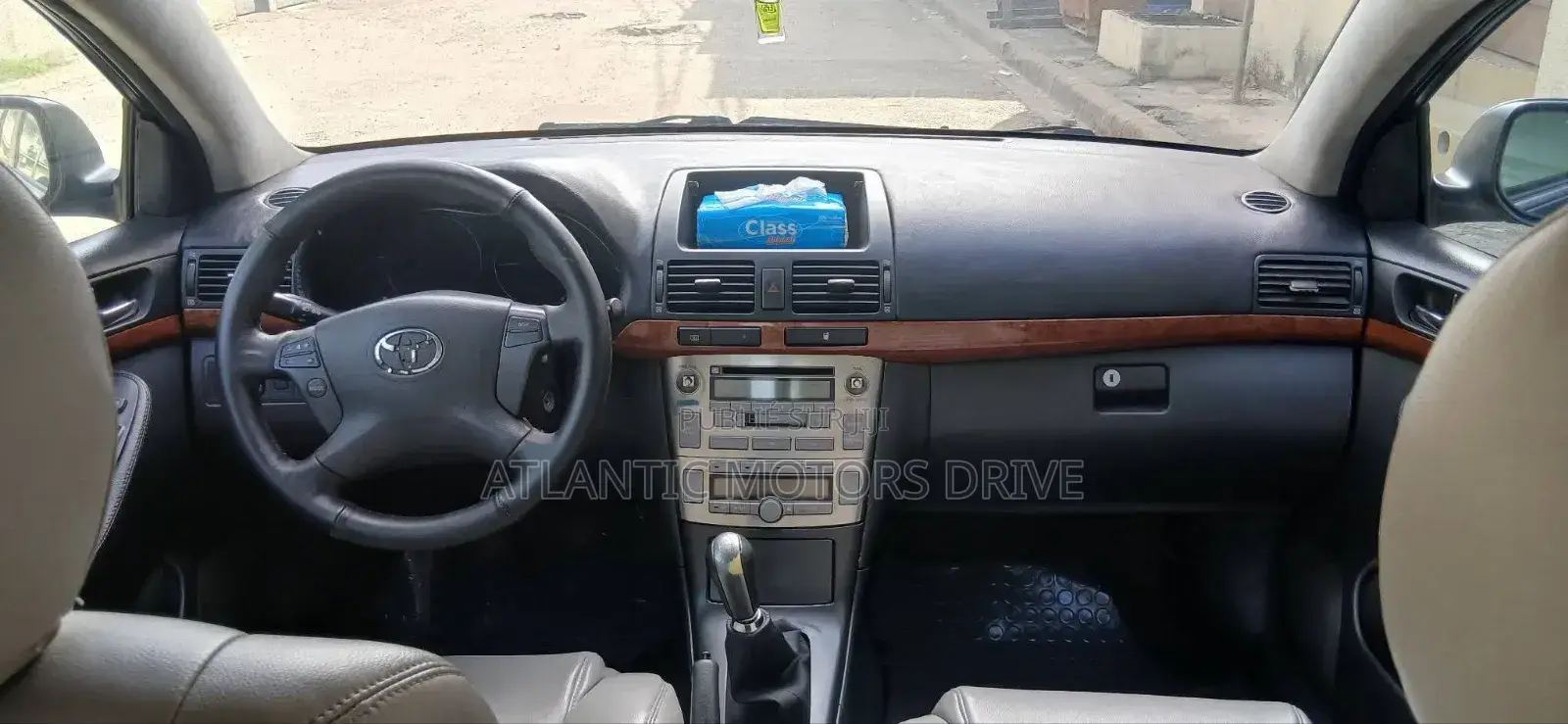 Toyota Avensis 2007 Gris