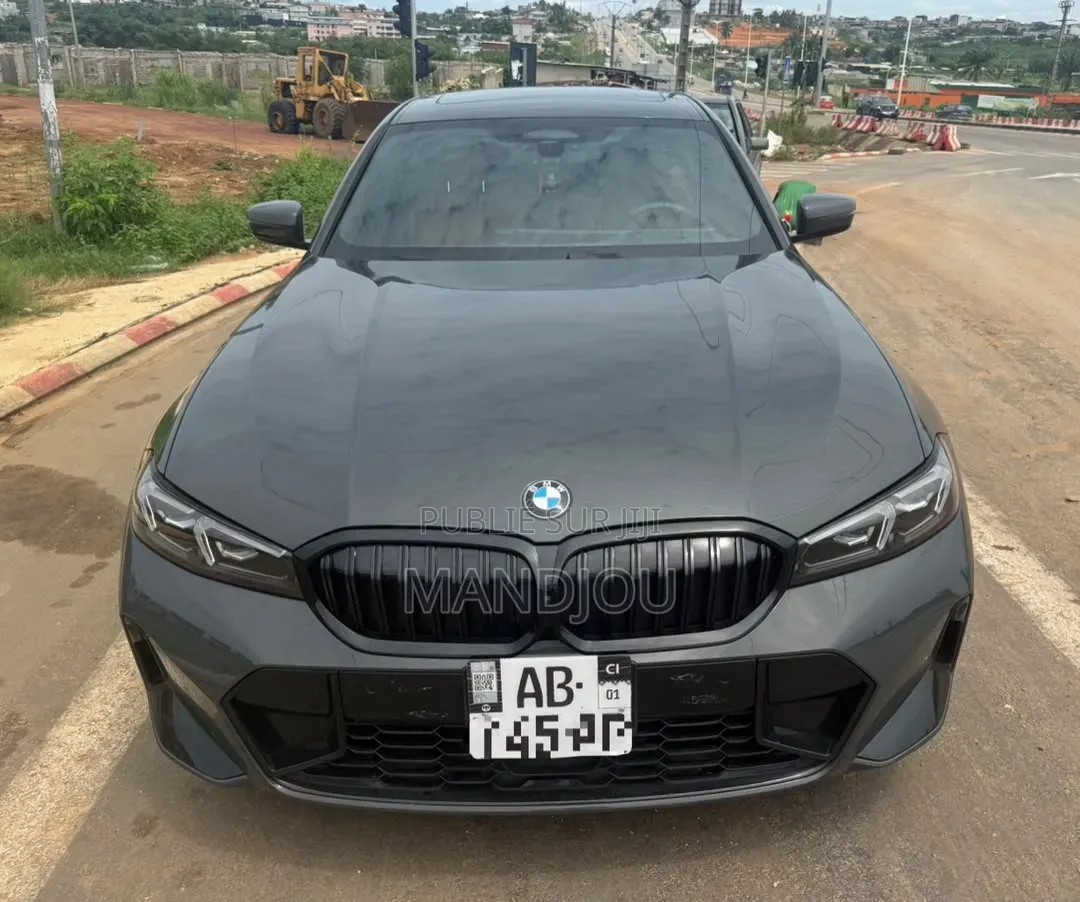 BMW 330i 2025 Gris