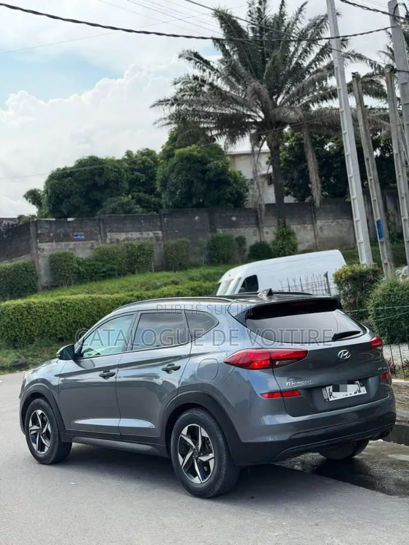 Hyundai Tucson 2021 Gris