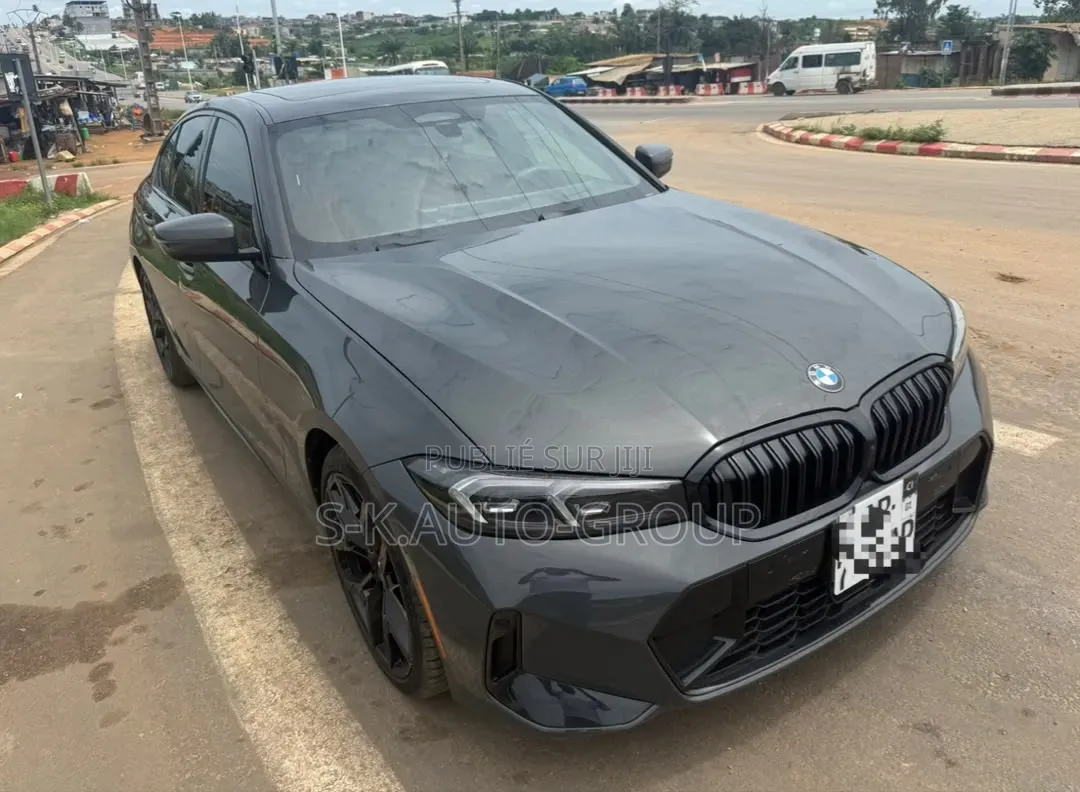 BMW 330i 2025 Gris